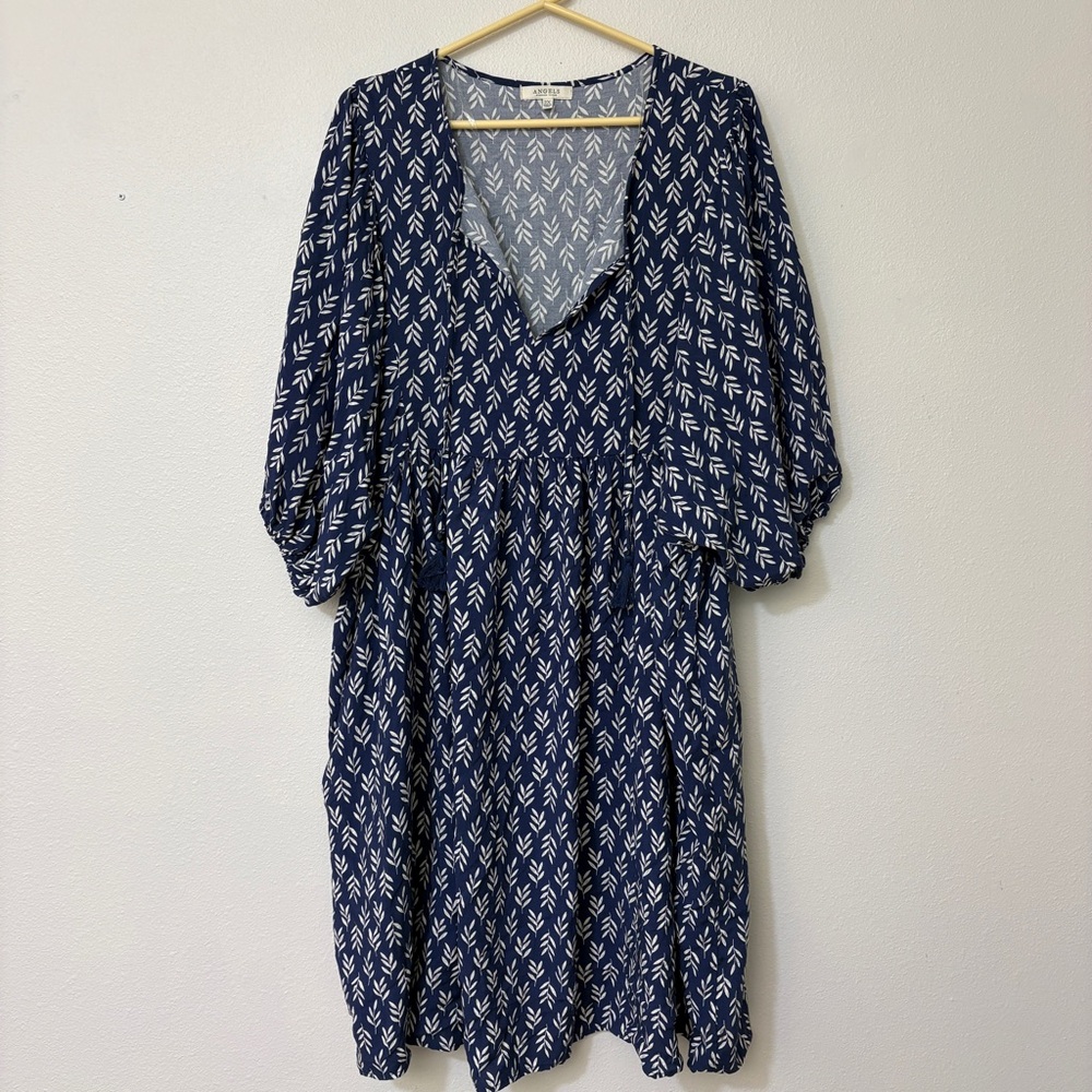Angels Print Block Knee Length Dress